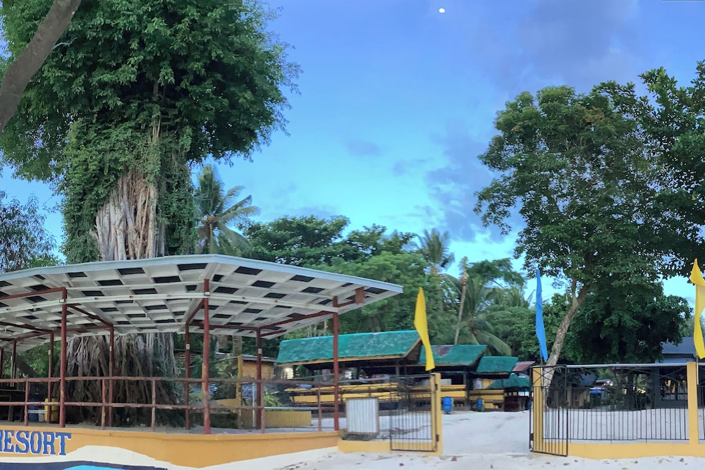 AltaVista Beach Resort Samal powered by Cocotel