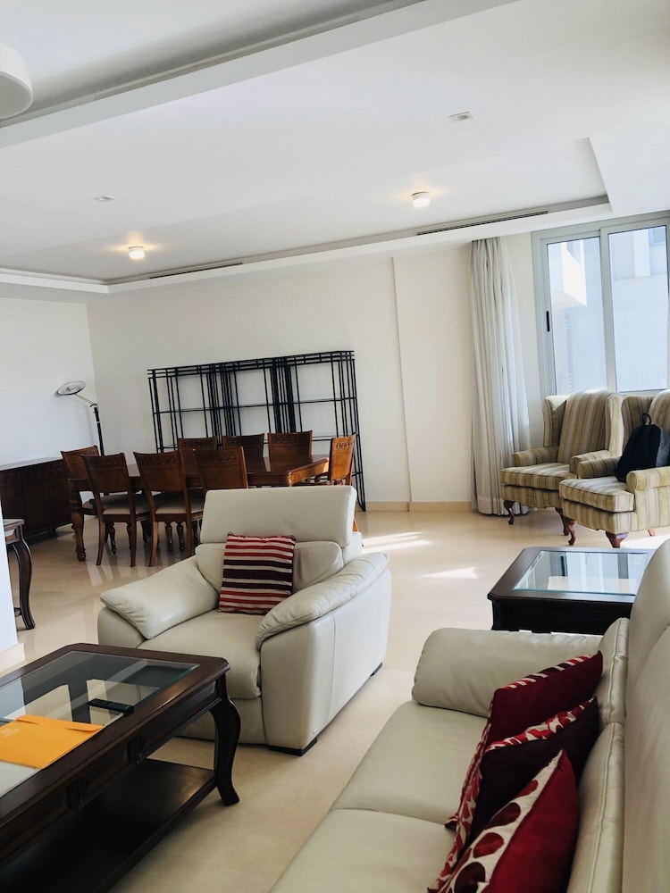 Vesta - Luxury Apt - 3BR - Cfc VII view 4