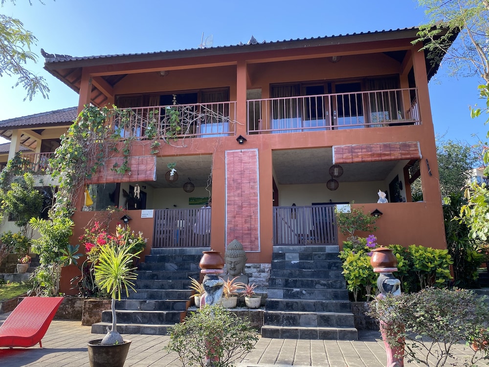 Villa Anjing 2