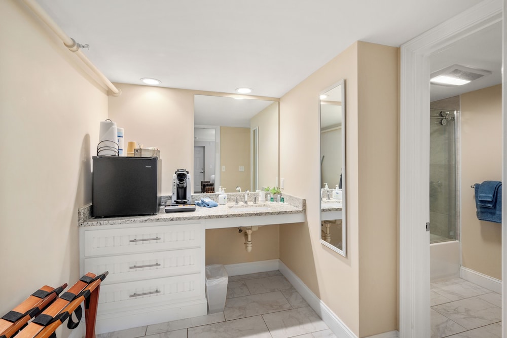 Guest House Suites