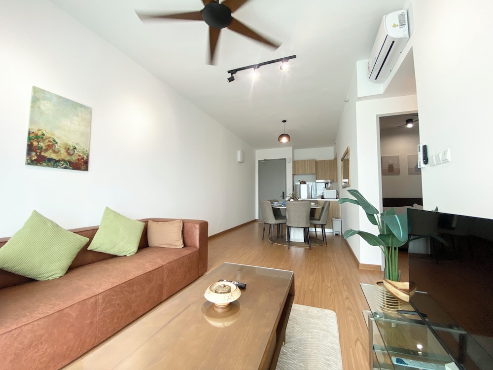 MayaBay Residence by Sleepy Bear