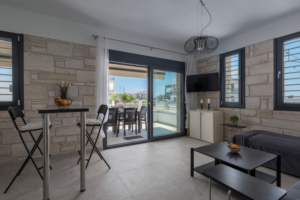 White Pearl Suites Halkidiki