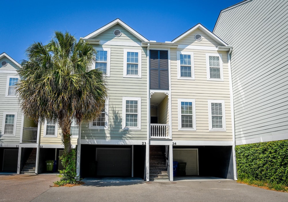 Charleston Vacations - TURTLE BAY 23 3 Bedroom Holiday Home By My Ocean Rentals - Property Image 1