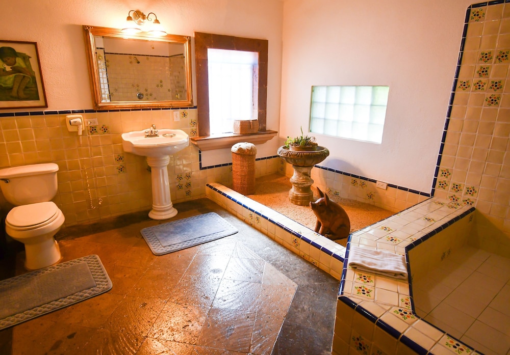 Collection O Casa Bella Hotel Boutique, Cabo San Lucas