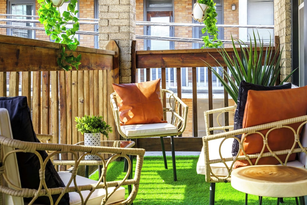 Jungle House Boutique Suites – Short North & Convention Center