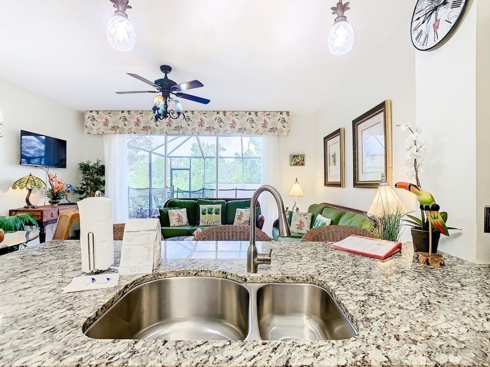 Themed 3-Bedroom Townhome w/Private Pool Near Disney - Windsor Palms 3 Townhouse