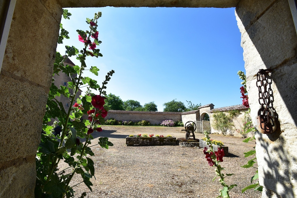 Mansion in Burgundy Near Morvan Natural Park