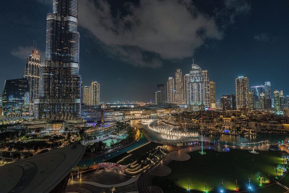NYE Burj Khalifa & Fountain View Balcony Escape