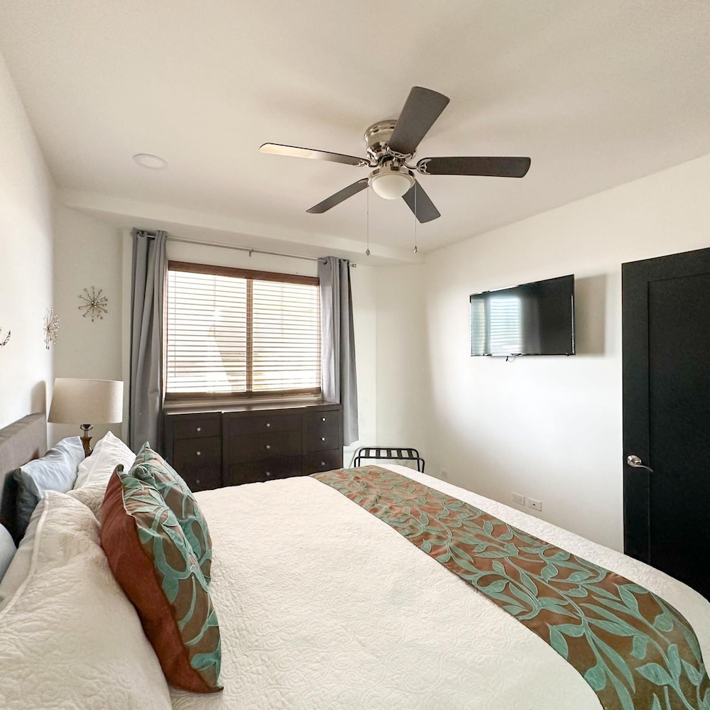 301 B Linda Vista Tranquil Sunset Vistas