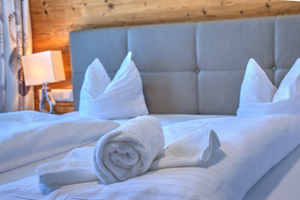 Mountain View Ski Apartment