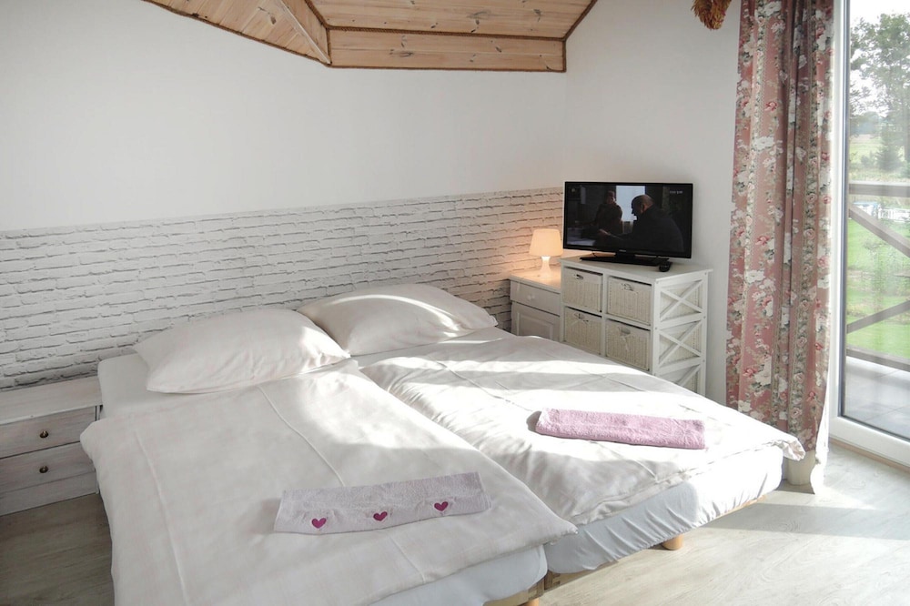 Villa in Troszyn by Lake With Natural Beach view 5