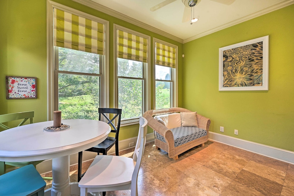 Upscale Family Home w/ Dock on Lake Hartwell! - Property Image 6