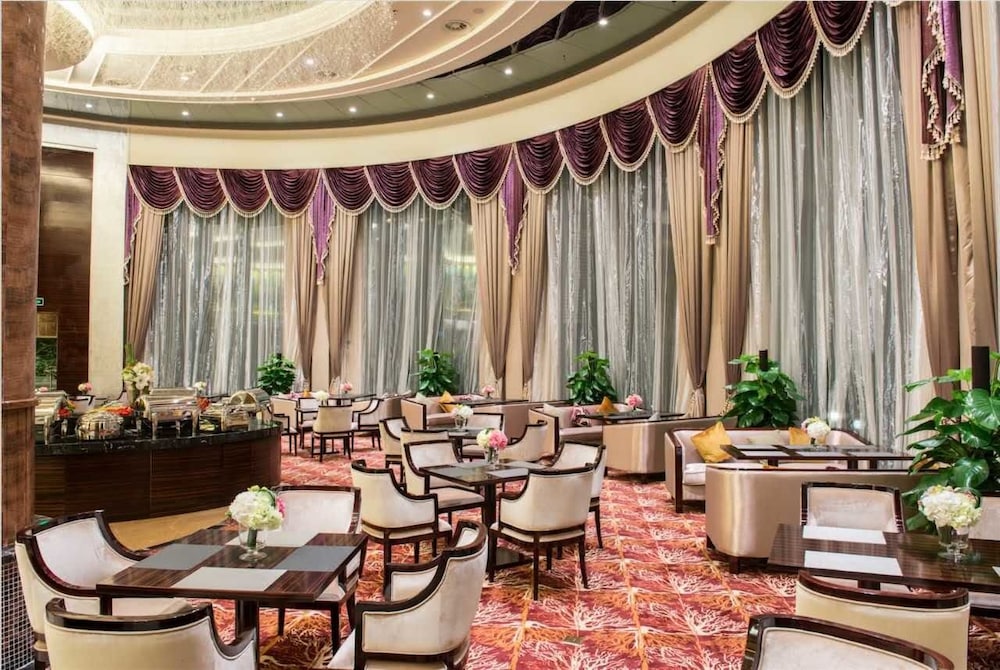 Country Garden Phoenix Hotel Yunfu