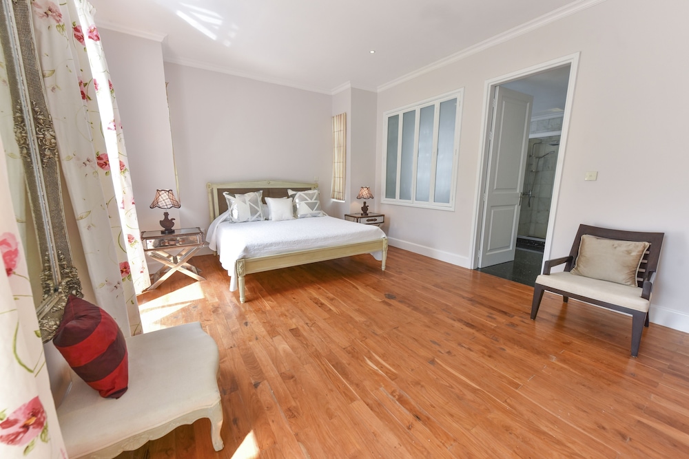 Chateau Elysium photo 5