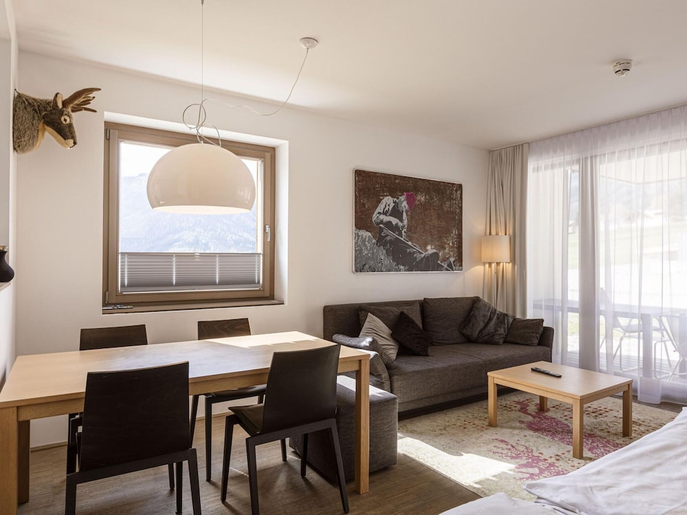 Apartment With Roof Terrace