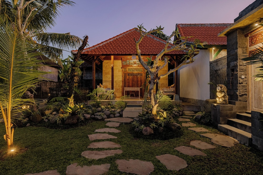 Kumala Ubud Villa