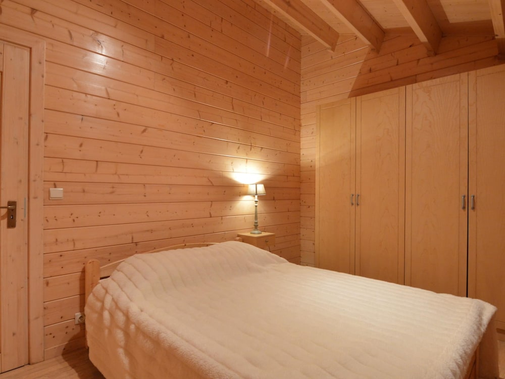 Peaceful Chalet Retreat view 3