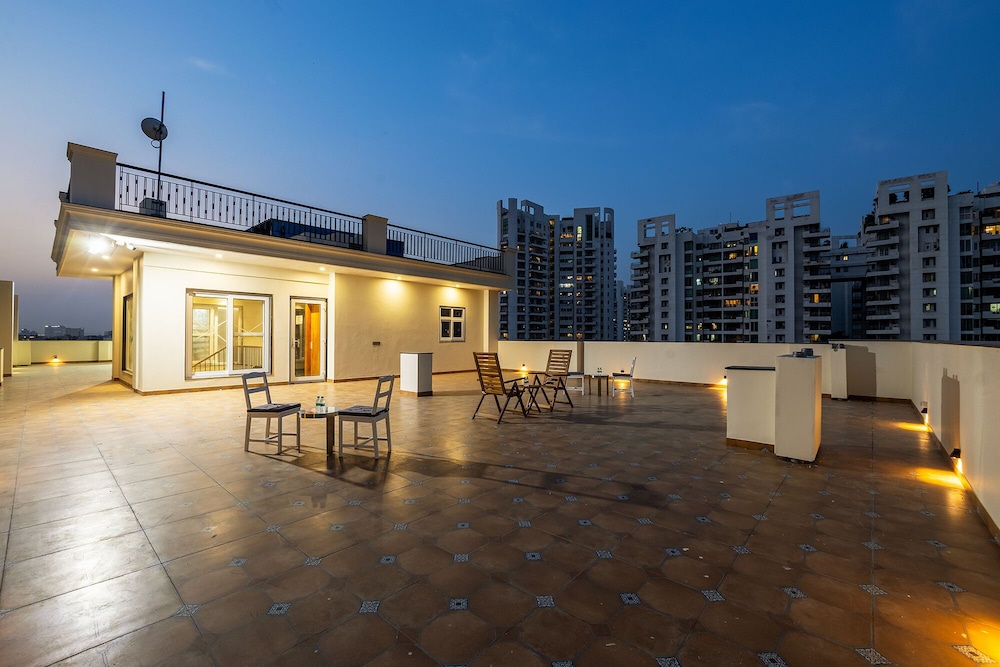 FabHotel Exotica Avenue Apartments
