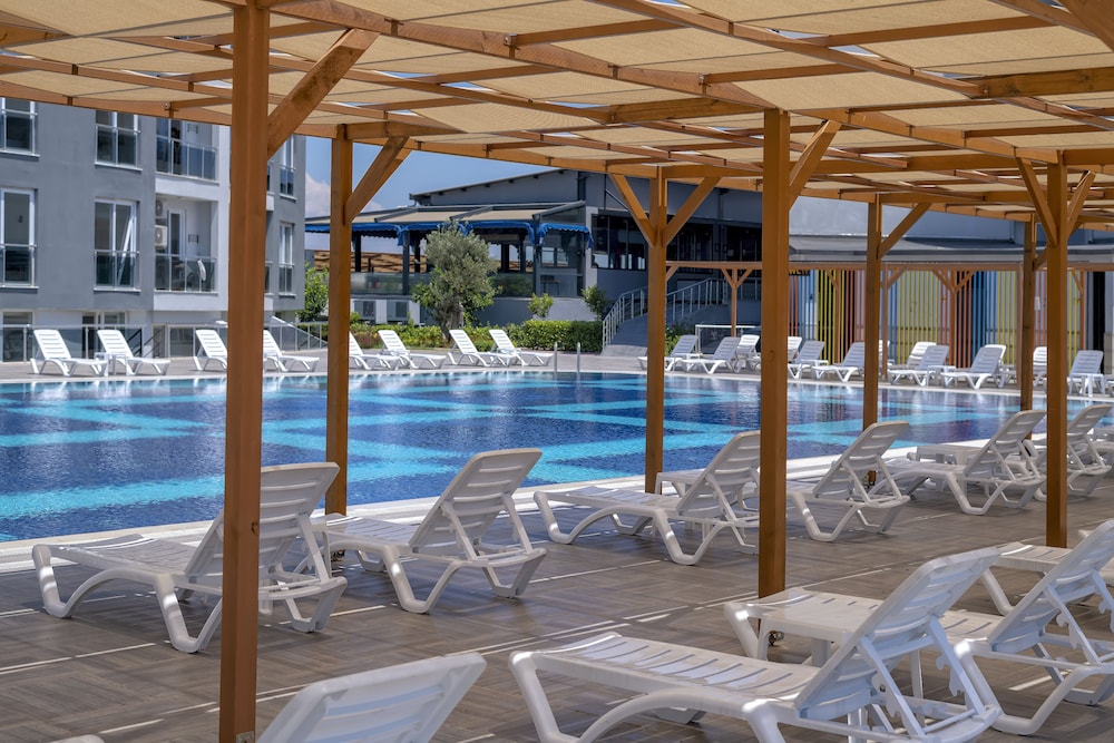 Zeyda Lara Hotel