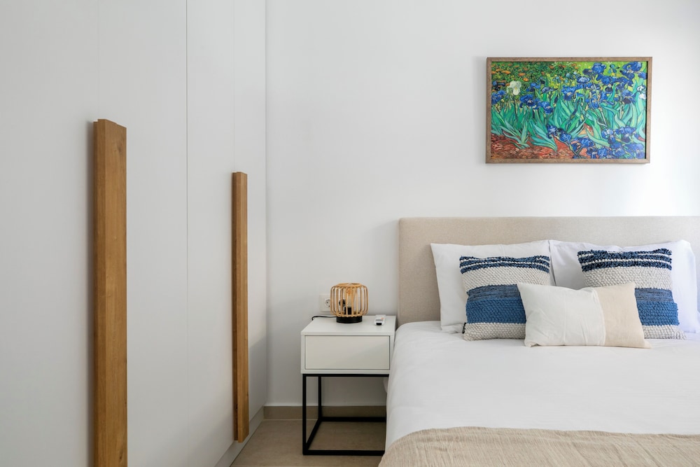 Anatoli - Athenian 2-BR Apartment in Athens