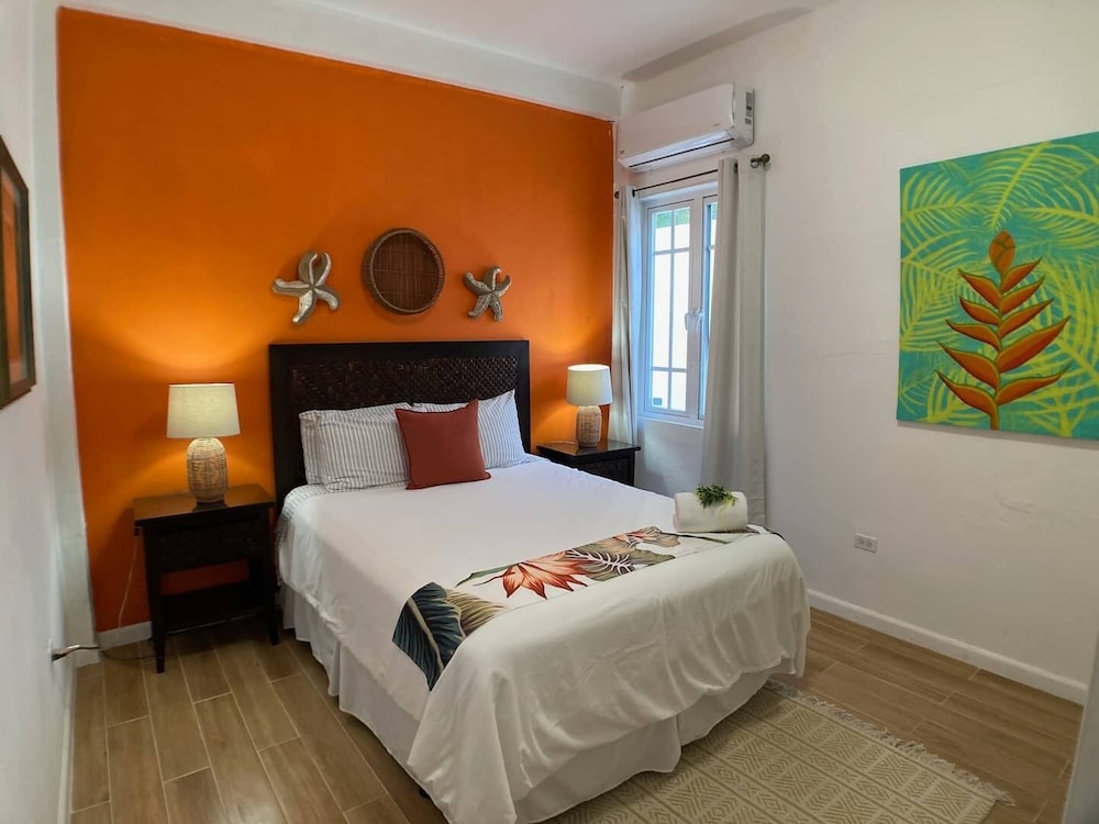 Casa Blanca in the Heart of Miramar view 3
