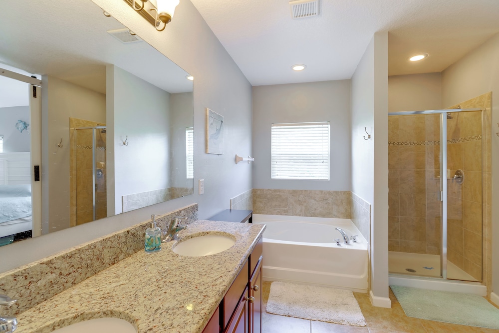 Family Home w/ Outdoor Oasis in Vero Beach!