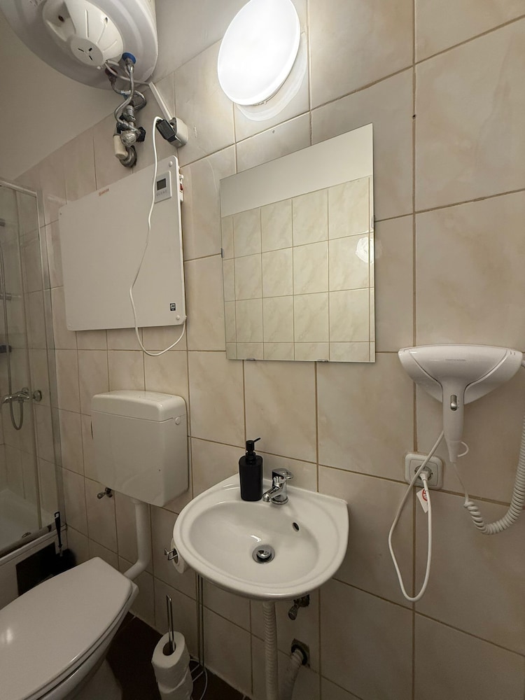 Stylish 1BR Apartment Near Westbahnhof