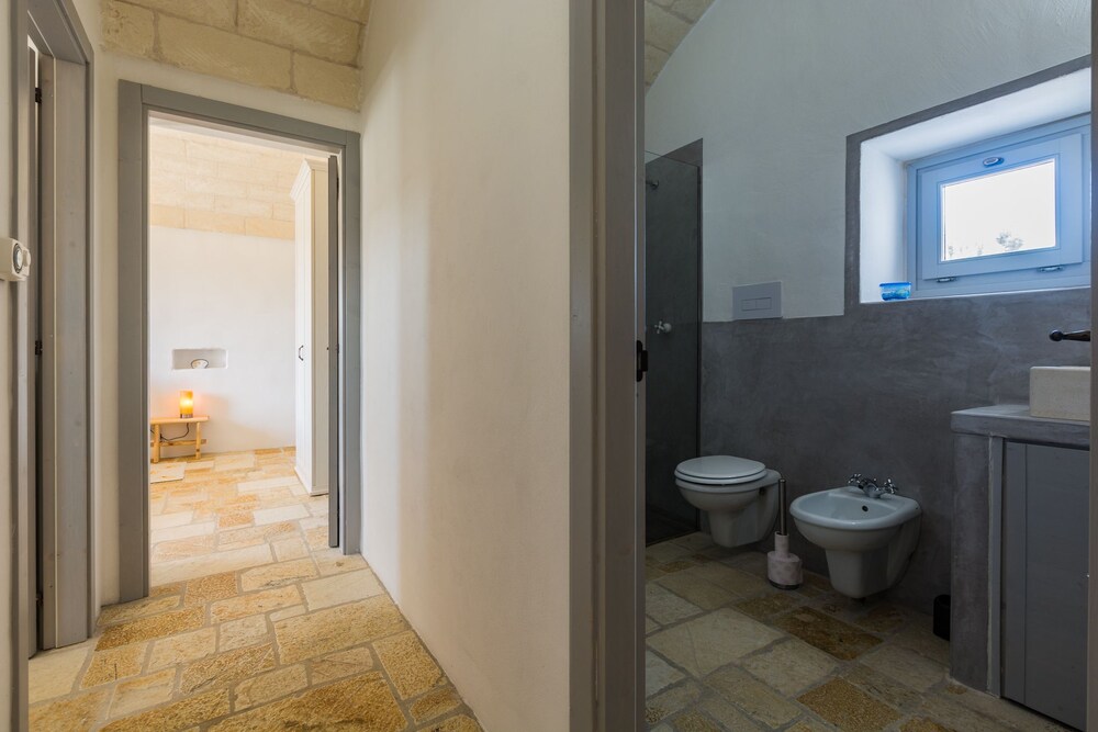 Villa Cristina en Ostuni — bathroom