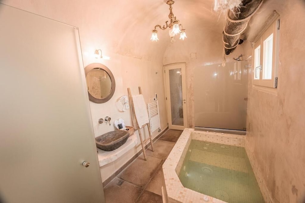 Luxury Villas Hariton