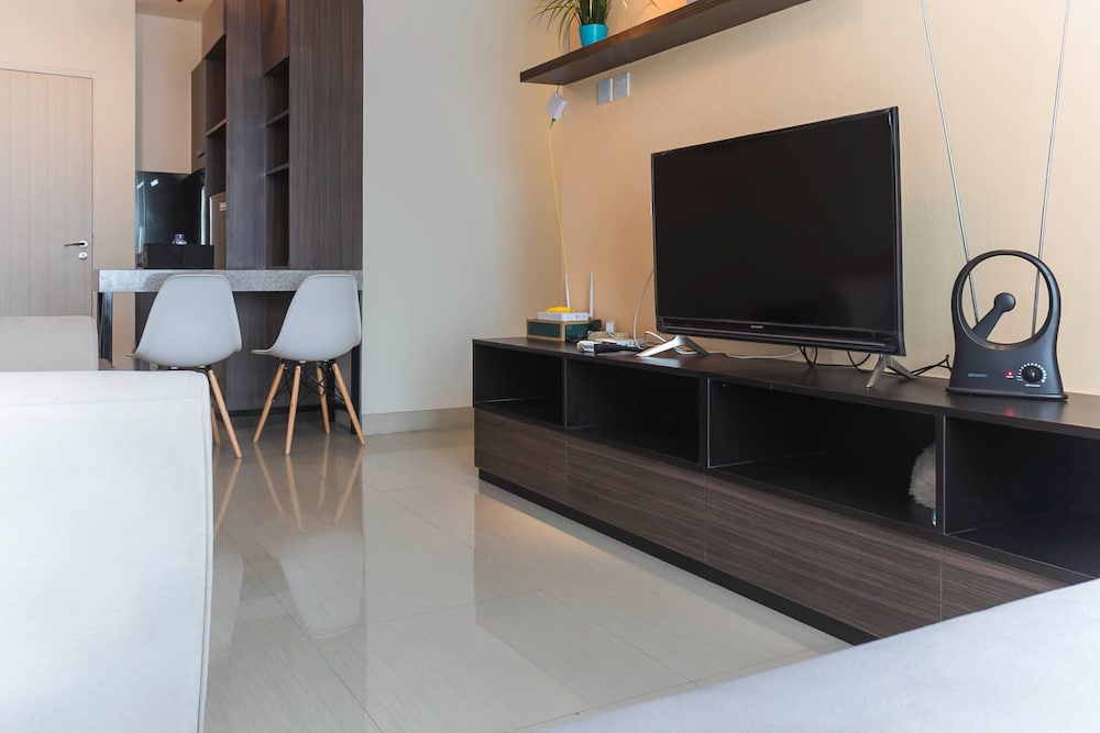 Chic And Cozy 2Br Grand Kamala Lagoon Apartment, เบคาซี - 16