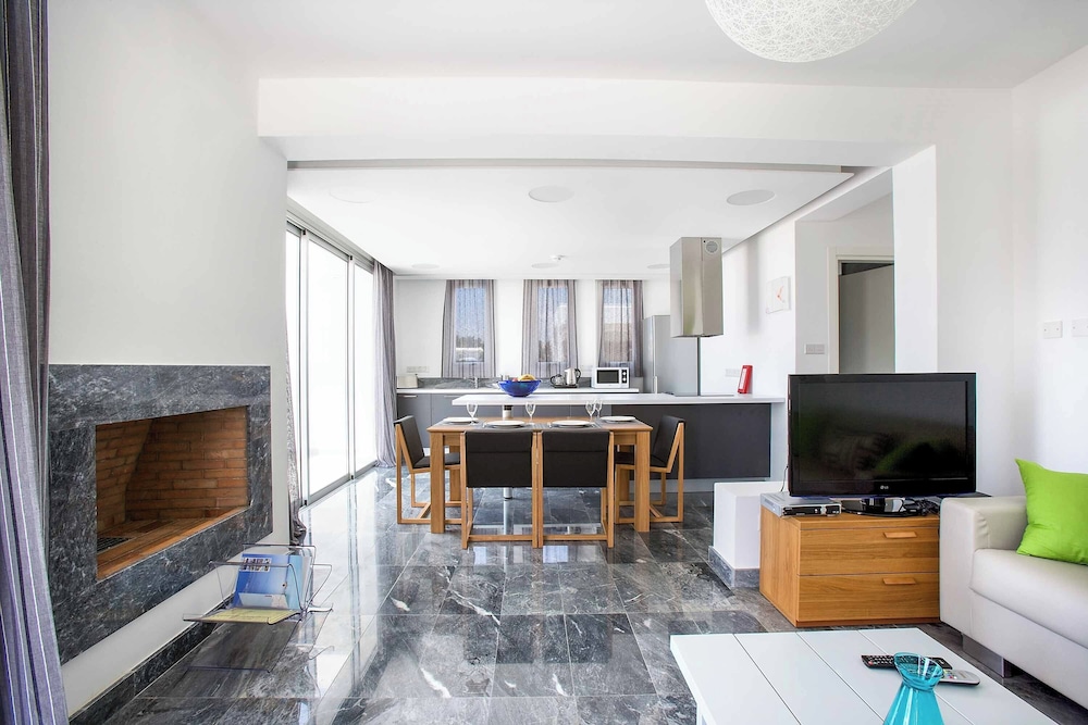 Villa Aqua Paphos