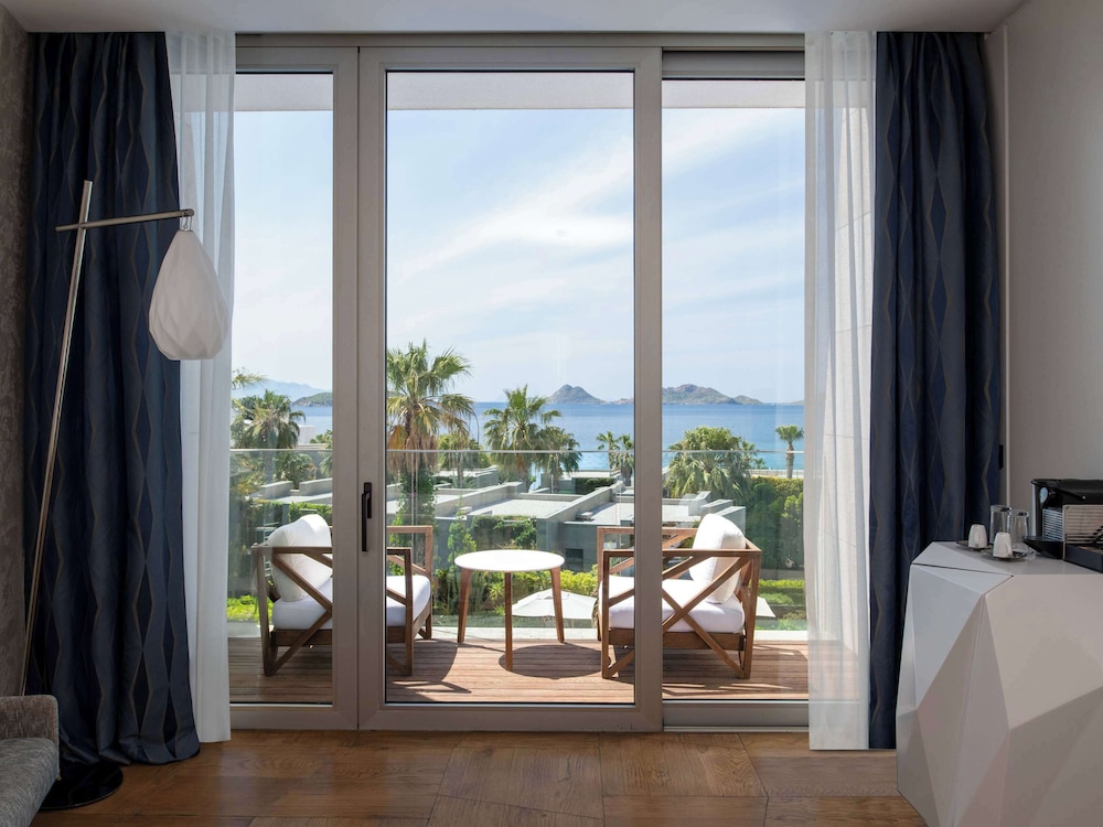Swissotel Tatil Köyü Bodrum Plajı - Image 20