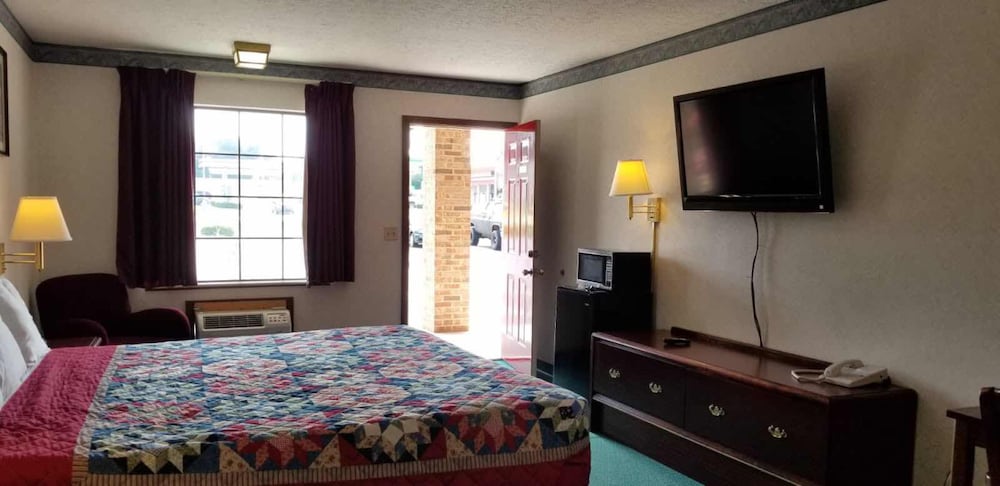 Americas Inn
