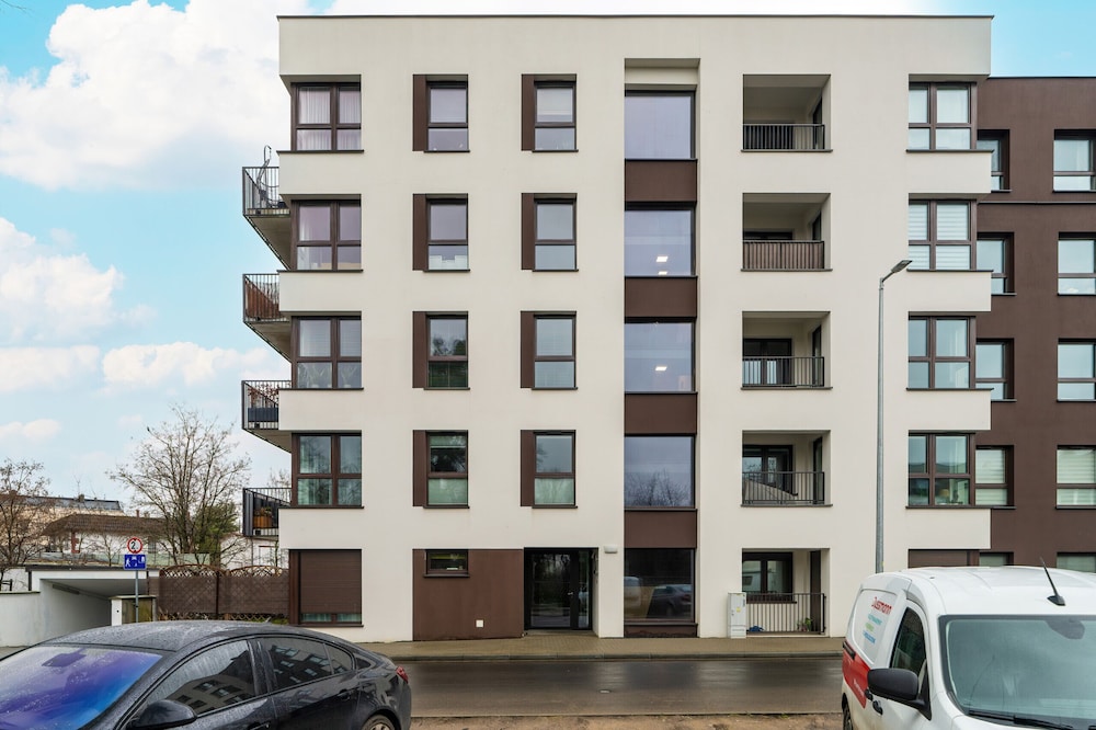 Apartment With Desk in Poznan by Renters view 3