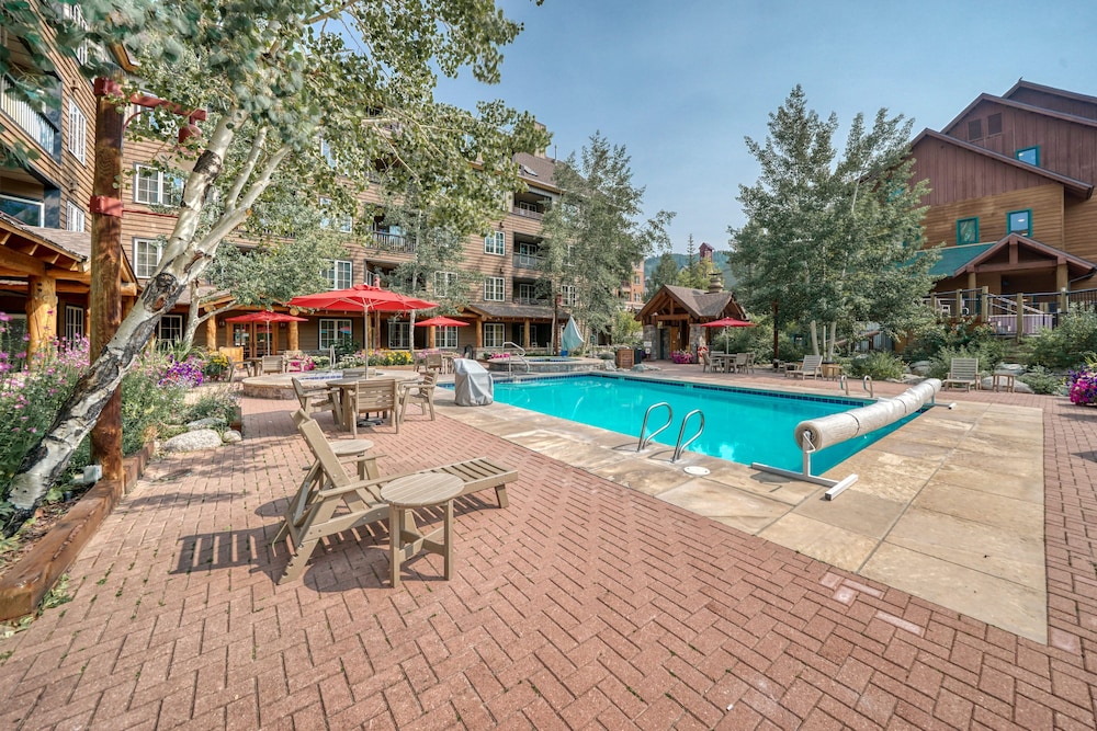 Buffalo Lodge 3 Bed 3 Bath