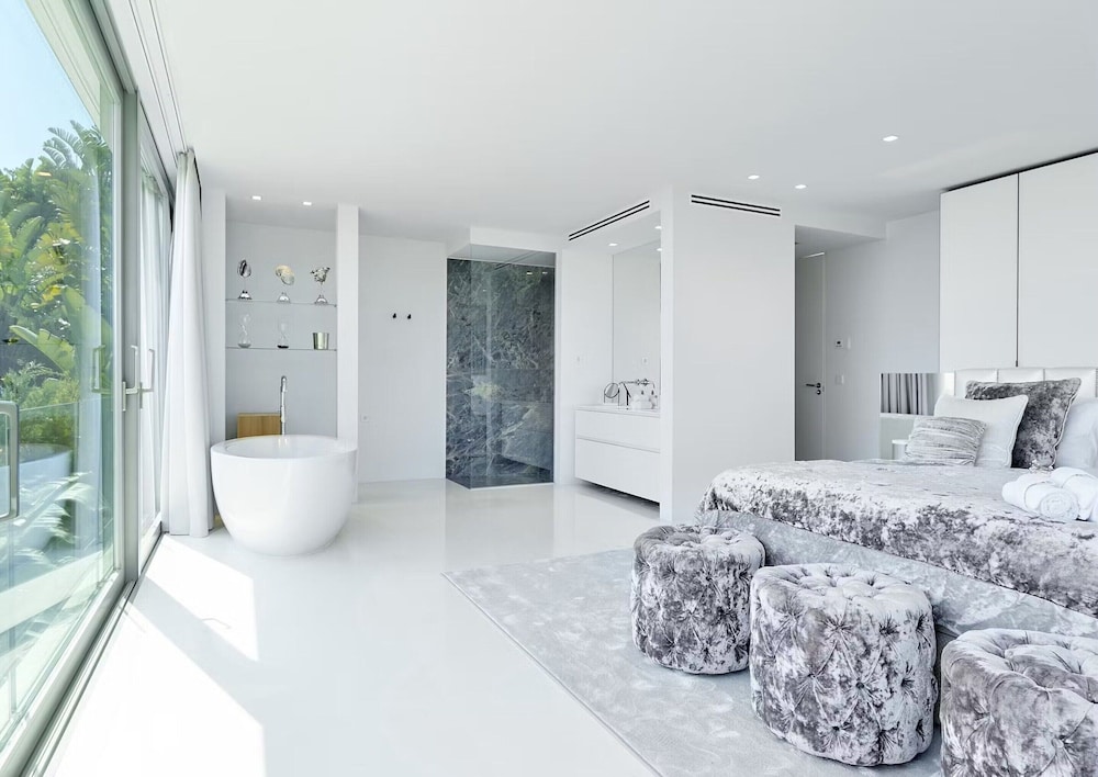 Stylish Villa Near Ibiza Town