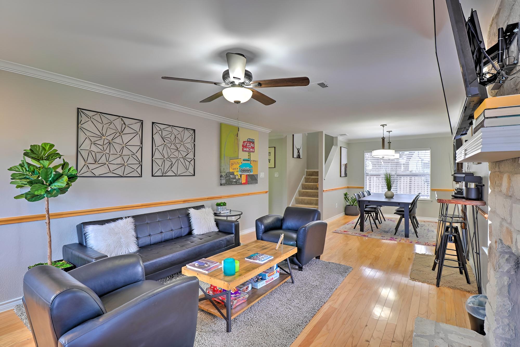 Austin Abode w/ Deck & Grill - 15 Mi to Dtwn!