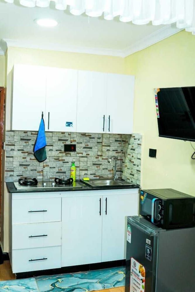Lux Suites Lakeview Cottages Ruiru