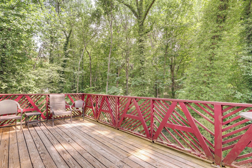 Group Getaway: Spacious Home in Stone Mountain!