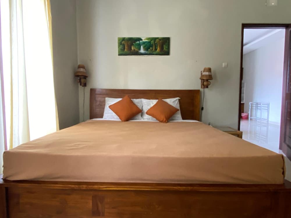 Suwardika Homestay and Dormitory - Hostel