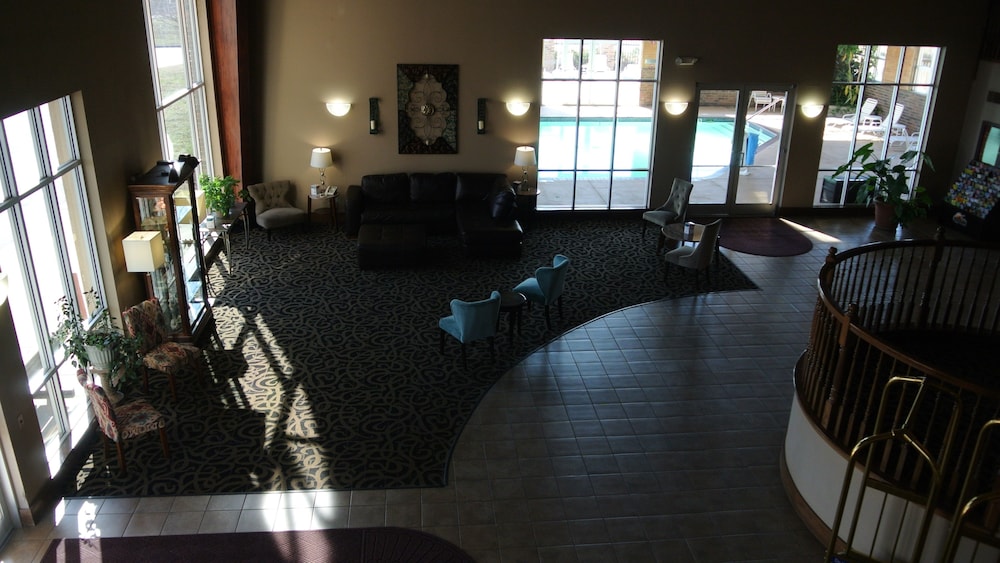 Quality Inn & Suites Carthage near Precious Moments Chapel