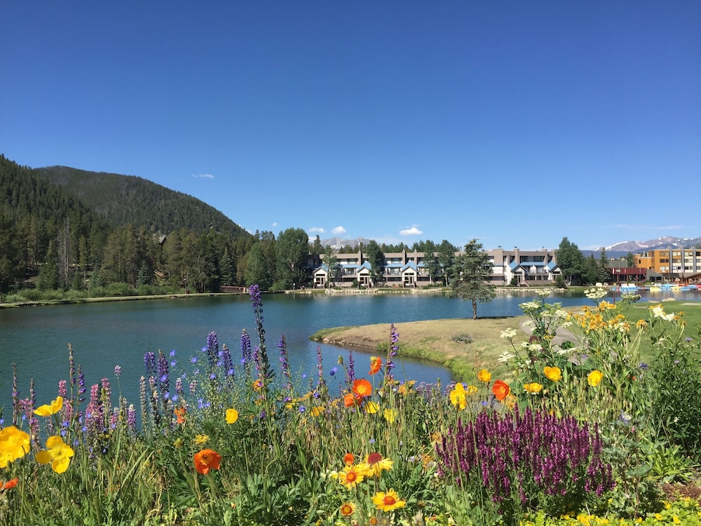 Summit County Vacations - Montezuma 1771 by SummitCove Vacation Lodging - Property Image 9