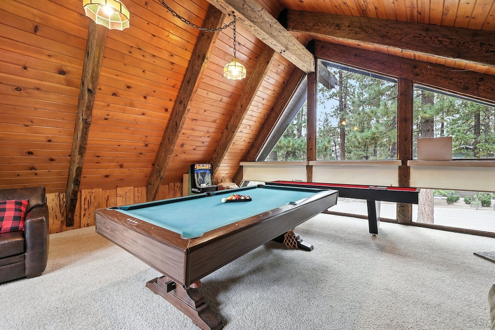 Big Bear Lake Cabin With Game Room 3 Bedroom Cabin