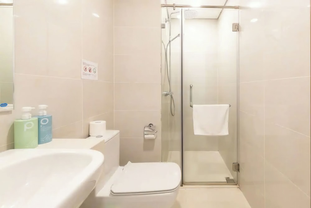 Eco Green Saigon - Free Gym & Pool