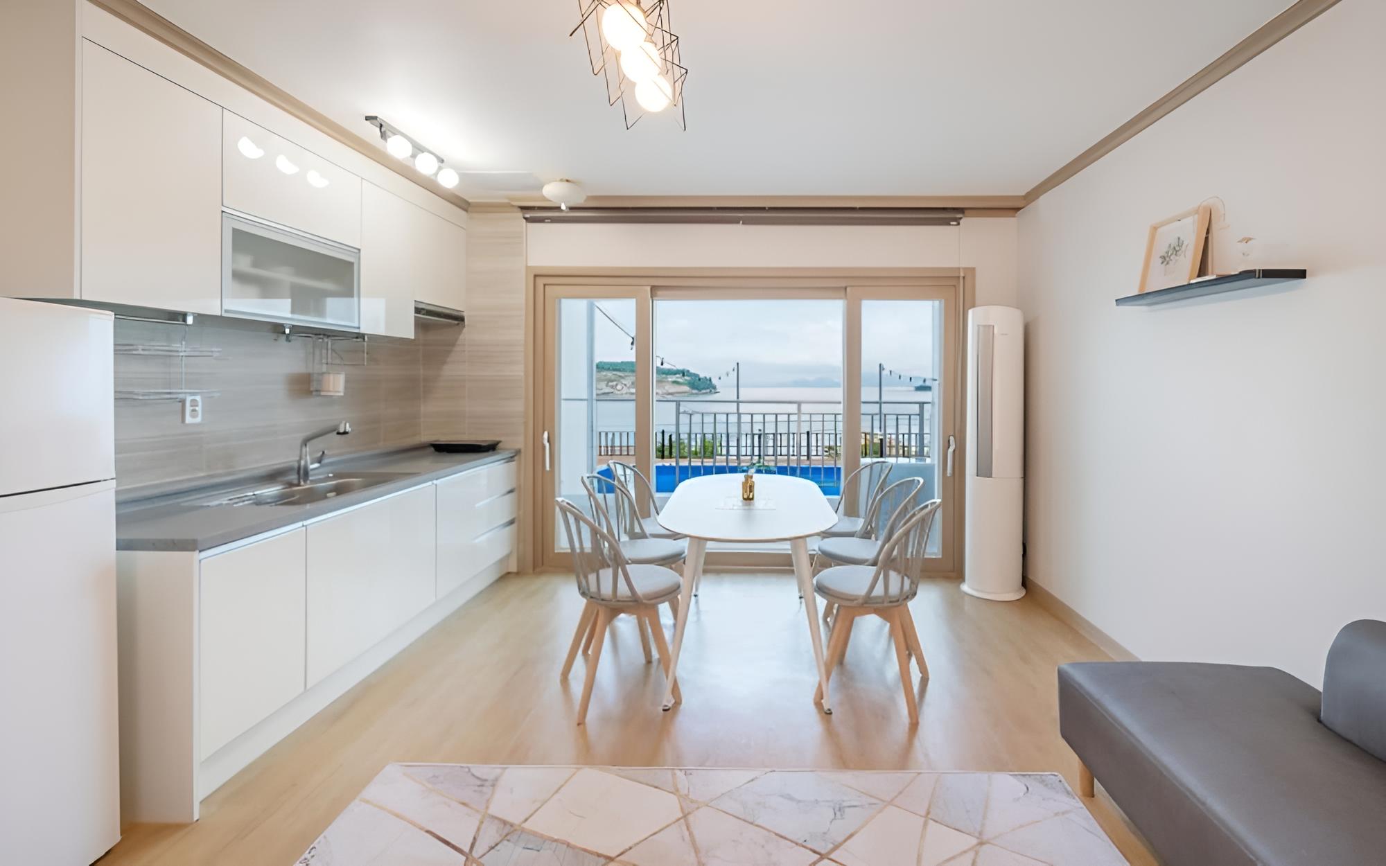 Yeosu Blue Marine Pension view 2