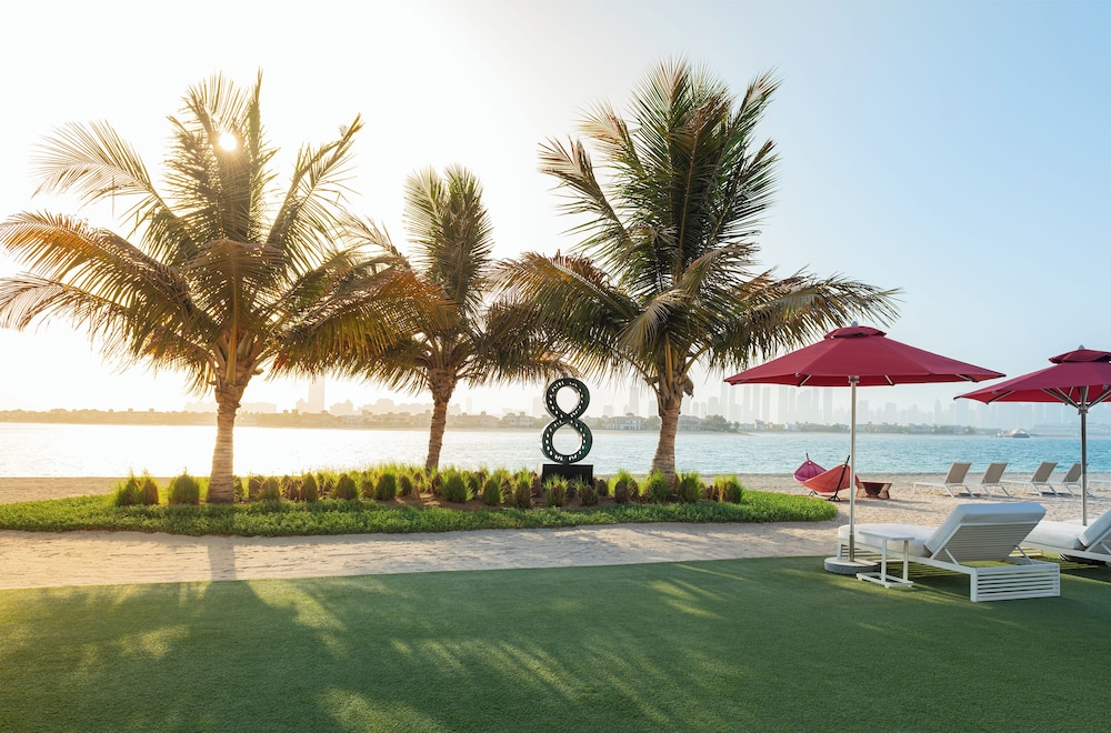Th8 Palm Dubai Beach Resort, Vignette Collection by IHG