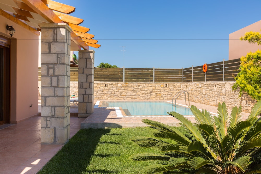 Villa Roumeli