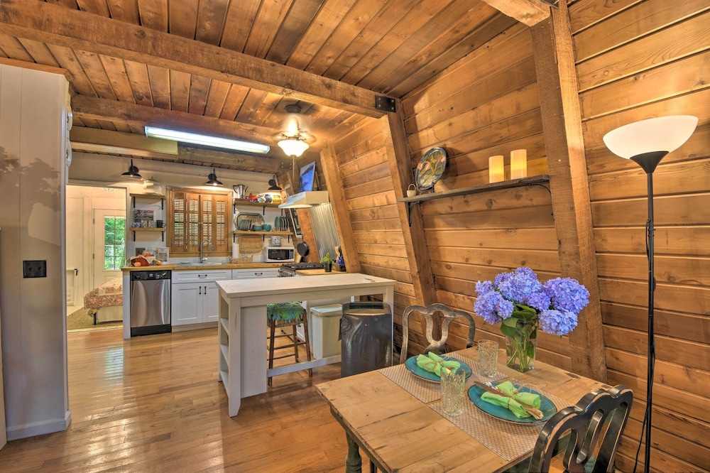 Artist's A-frame Cabin w/ New Interior  Deck - Property Image 10
