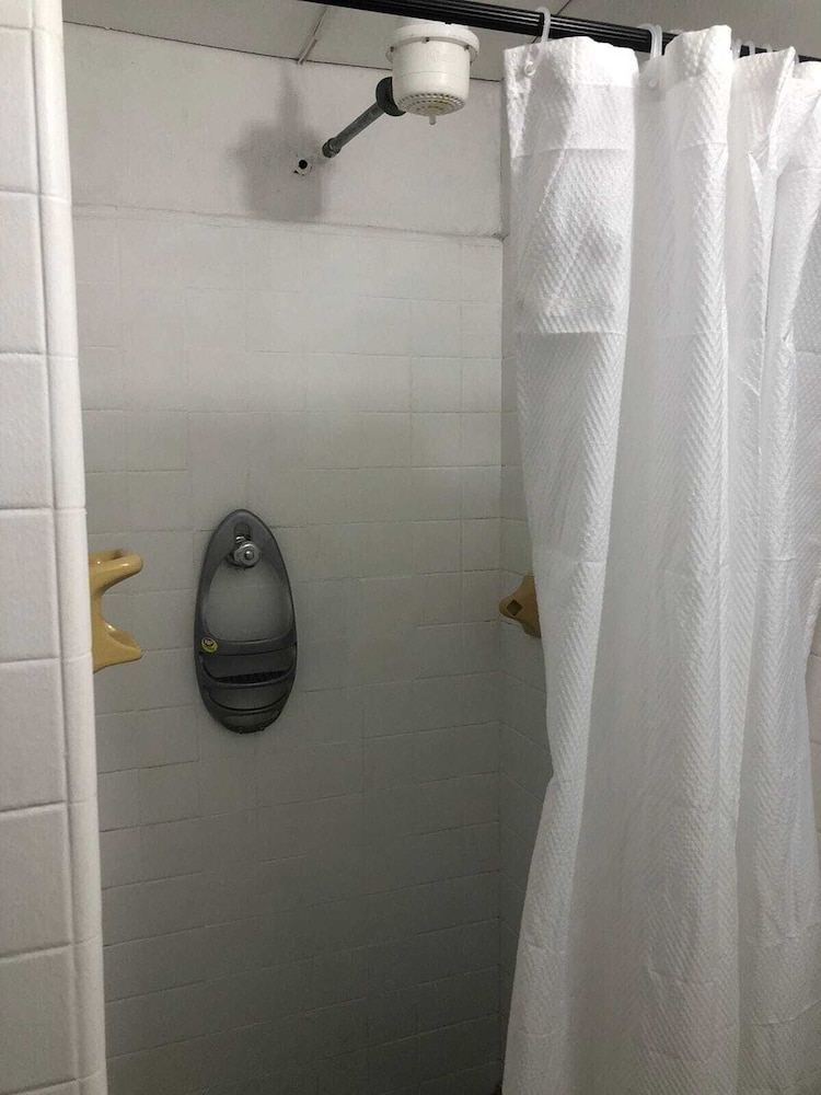 Memphis Hostal - Hostel