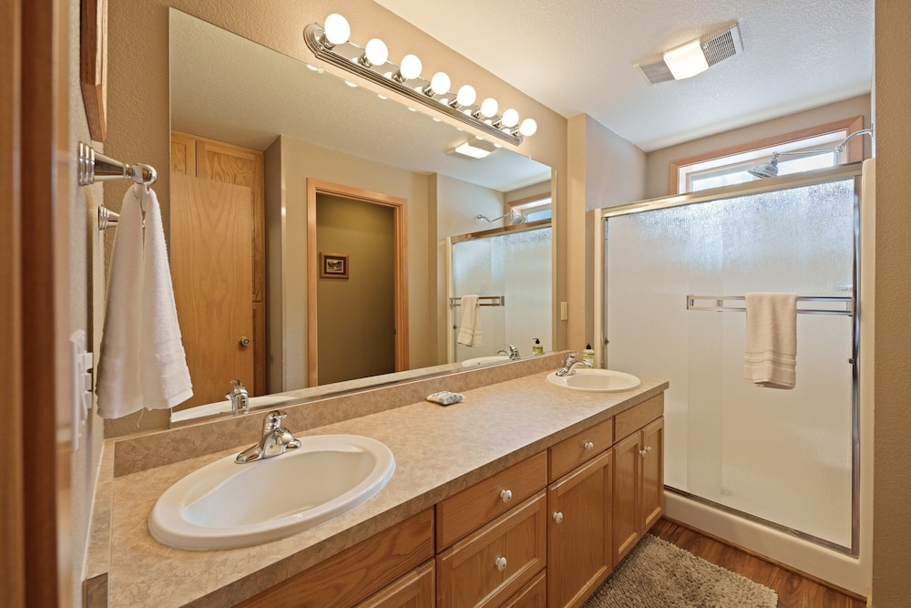 8 Umpqua Ln 4 Bedroom Home